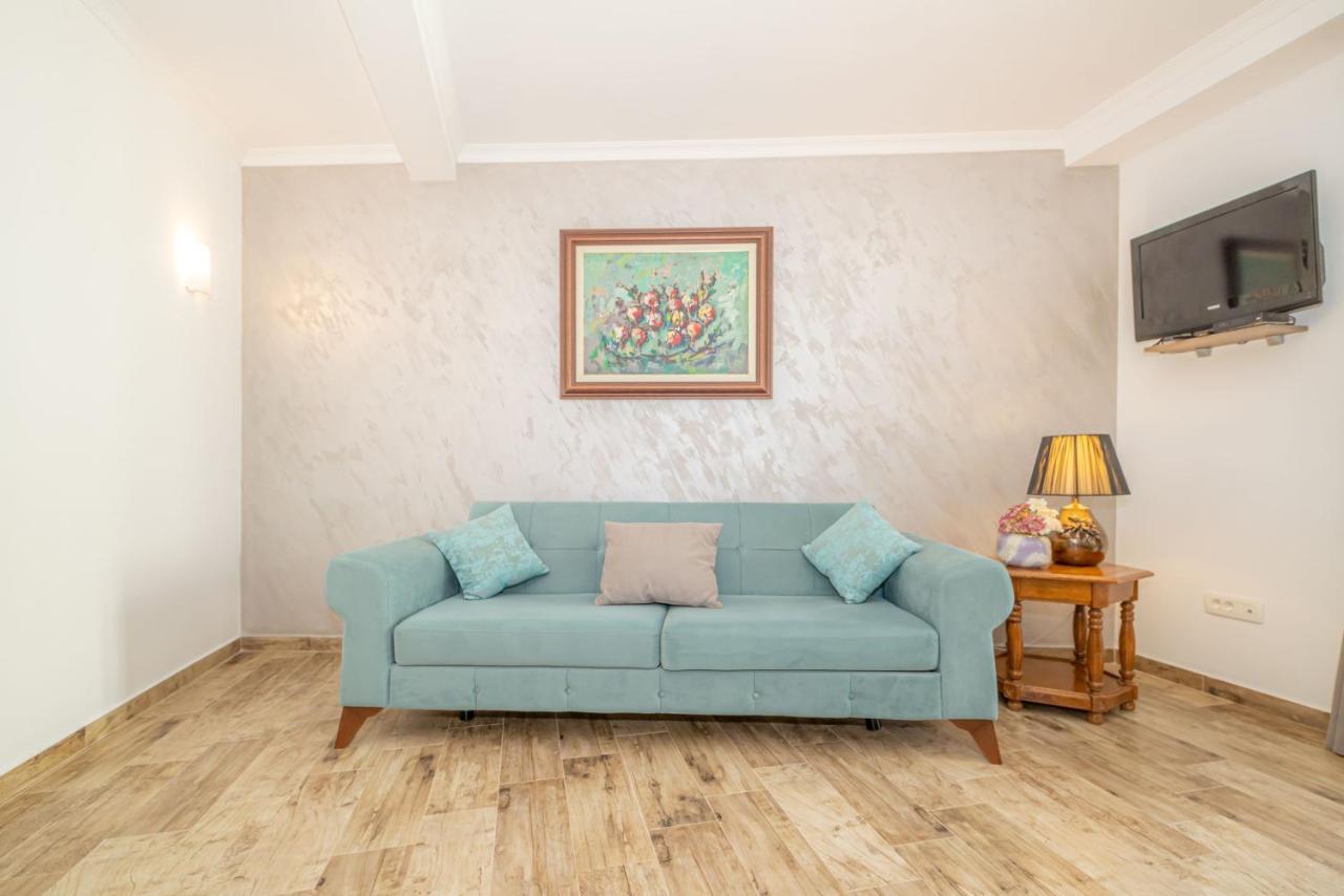 Petrovac Guest House Medin מראה חיצוני תמונה