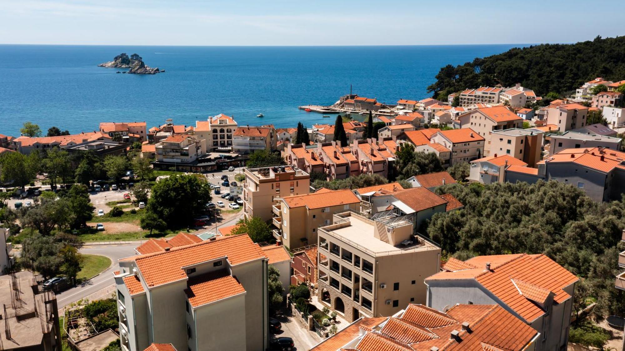 Petrovac Guest House Medin מראה חיצוני תמונה