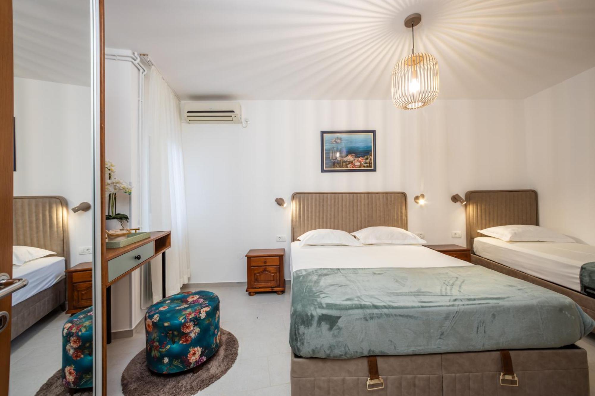 Petrovac Guest House Medin מראה חיצוני תמונה